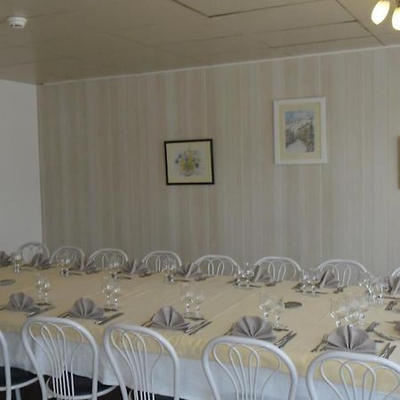 Le Grand Hotel A Ussel Ussel (Limousin) Exterior photo